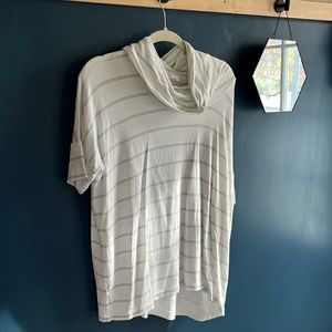 Loft shortsleeved lounge top